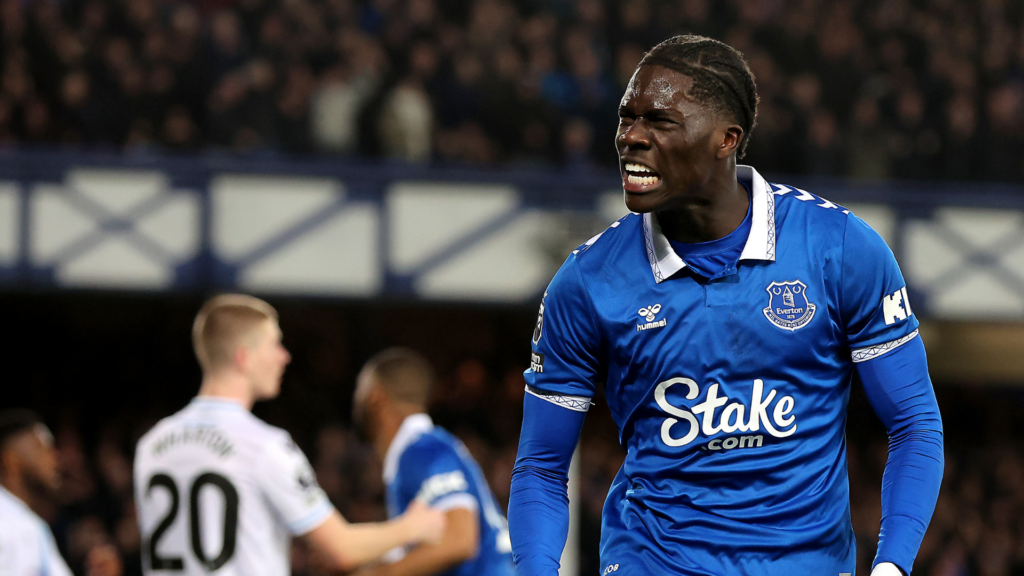 Everton midfielder Amadou Onana