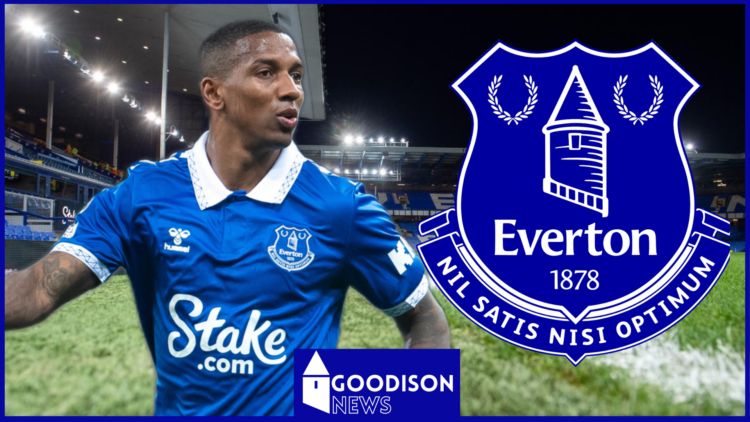 Everton badge, Ashley Young