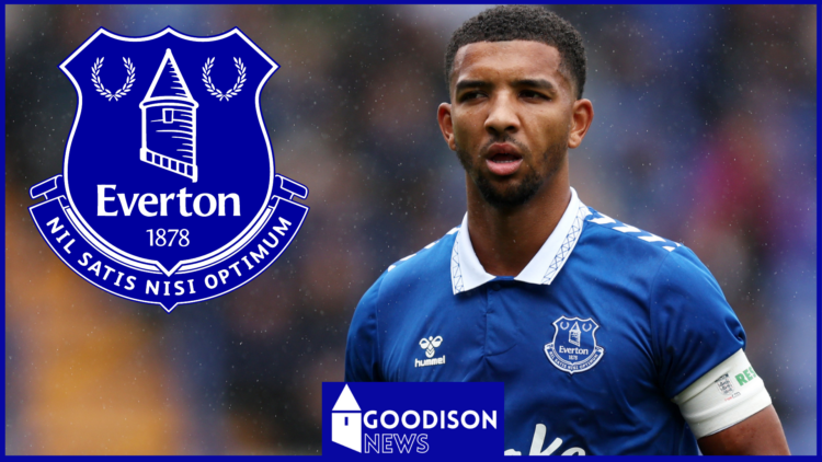 Everton badge, Mason Holgate