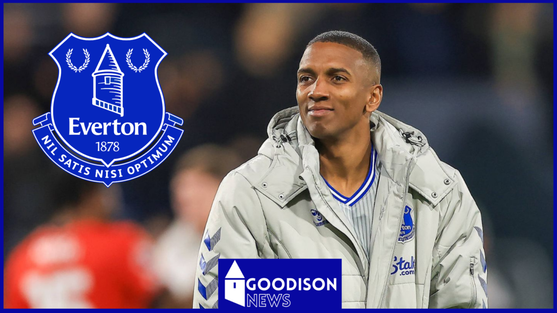 Ashley Young, Everton badge