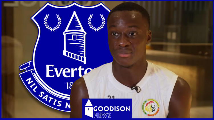 Everton badge Habib Diarra