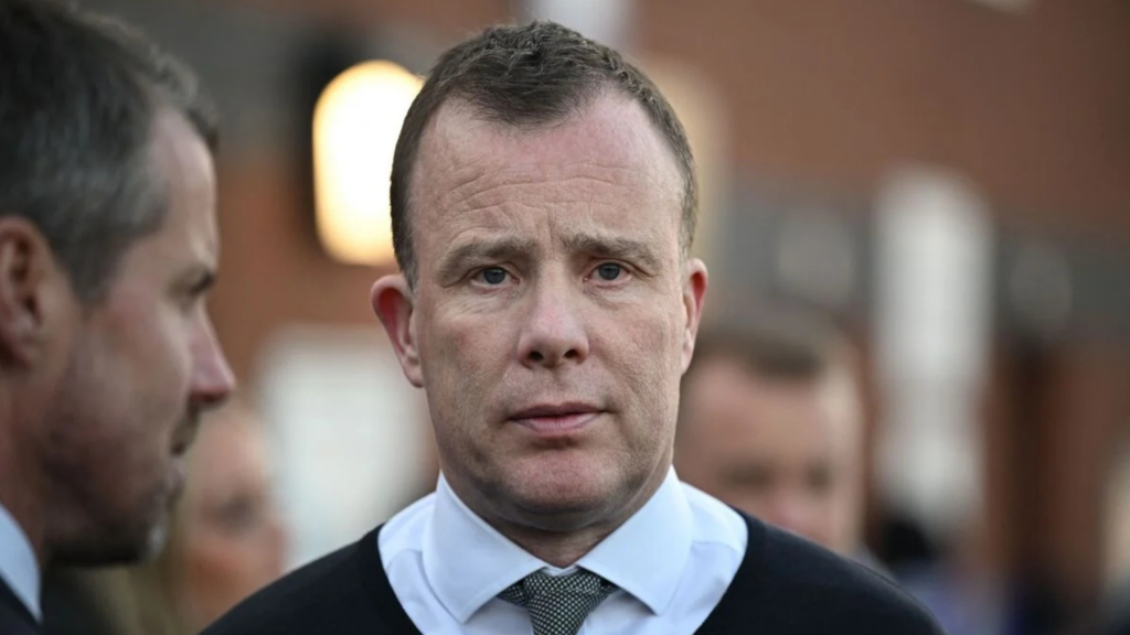 Angus Kinnear Everton