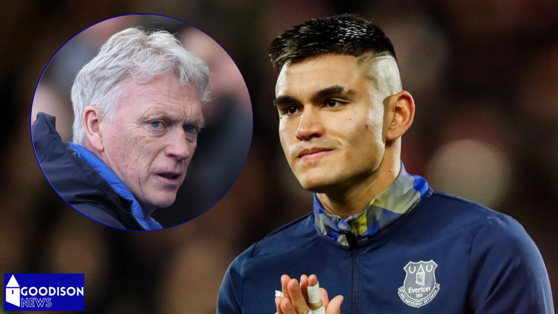 Everton midfielder Carlso Alcaraz and David Moyes