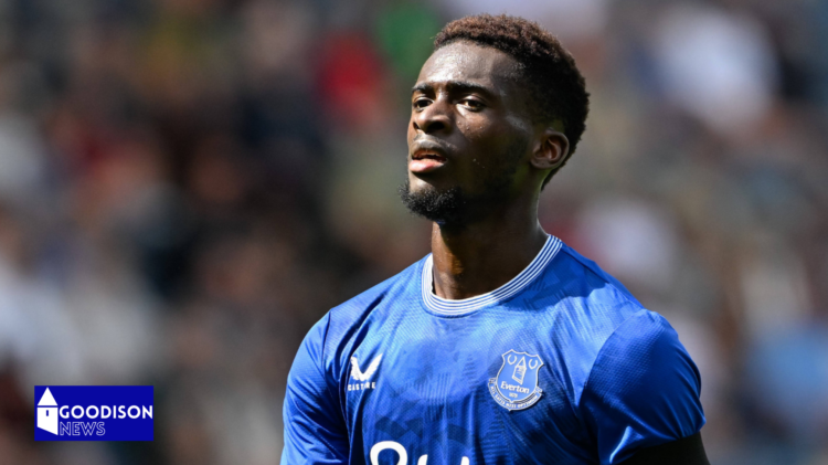 Tim Iroegbunam playing for Everton