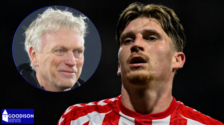 Everton manager David Moyes and Sunderland defender Dennis Cirkin