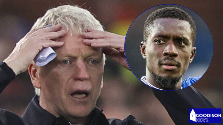 Everton manager David Moyes and Idrissa Gueye
