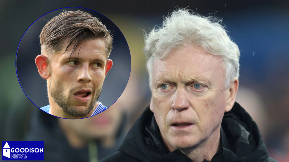 Everton manager David Moyes and James Tarkowski