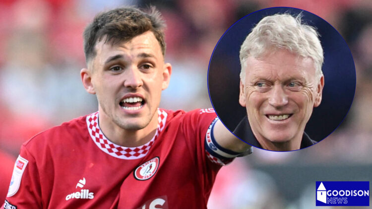 Everton manager David Moyes and Bristol City midfielder Jason Knight