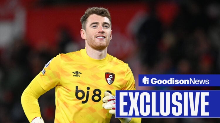 Everton Mark Travers