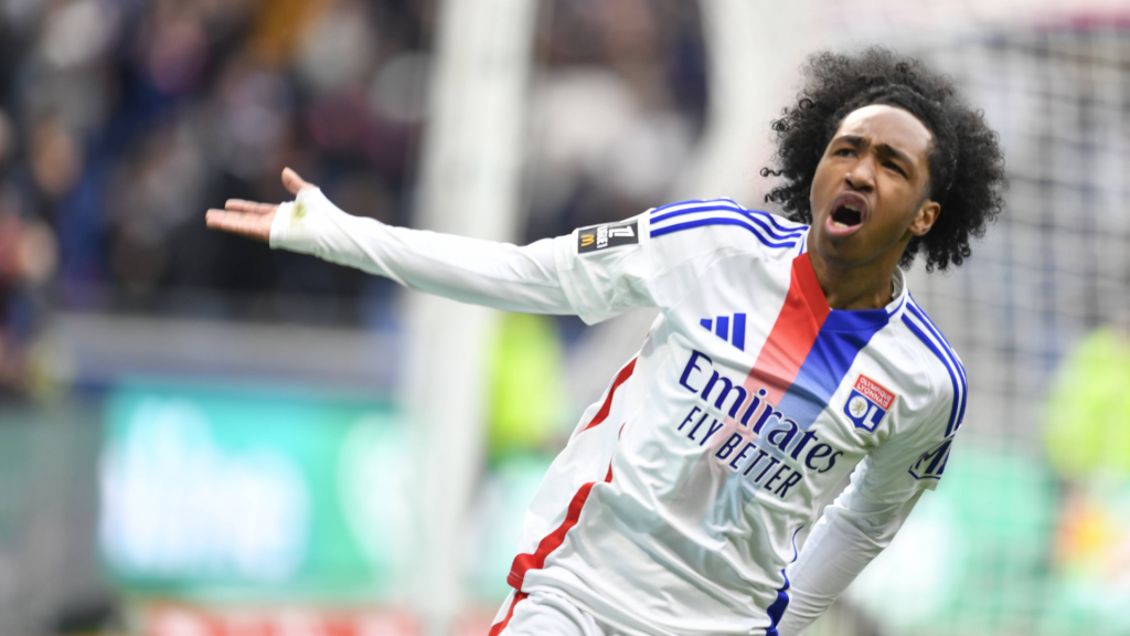 Malick Fofana celebrating at Lyon