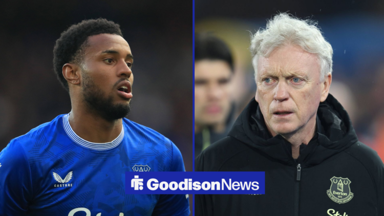 Youssef Chermiti in action for Everton looking at David Moyes, who looks concerned.