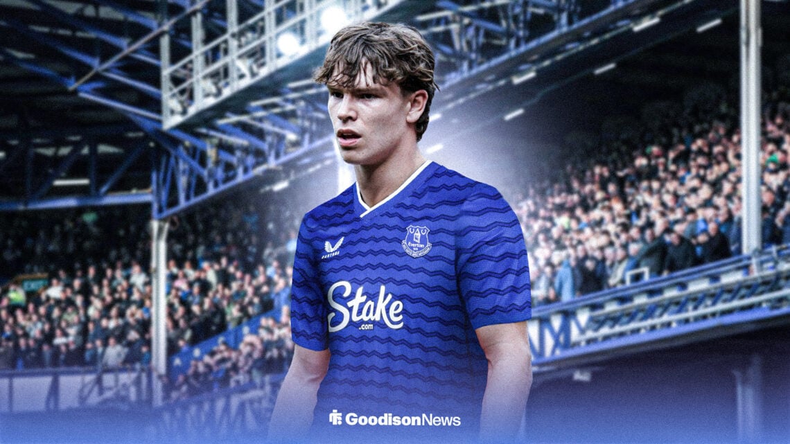 Tyler Dibling wearing the 2025/26 Everton home kit.