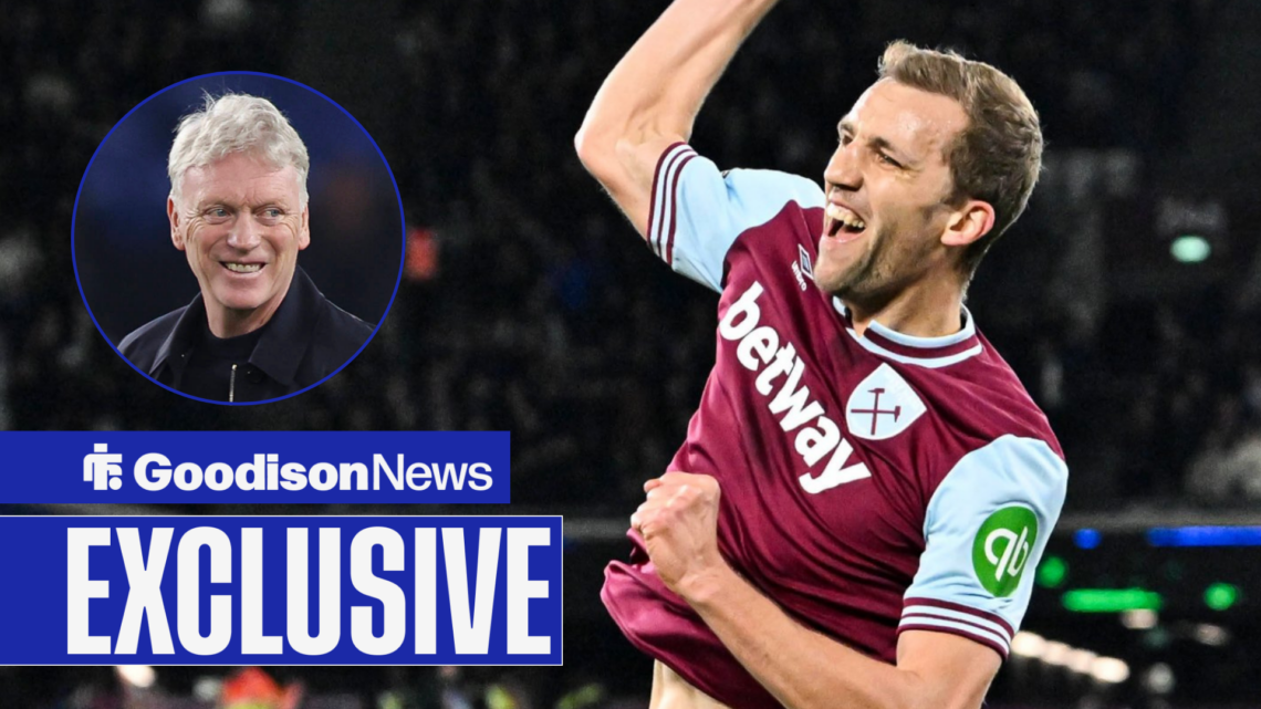 Goodison News exclusive as Tomas Soucek punches the air as Everton manager David Moyes grins across at him.