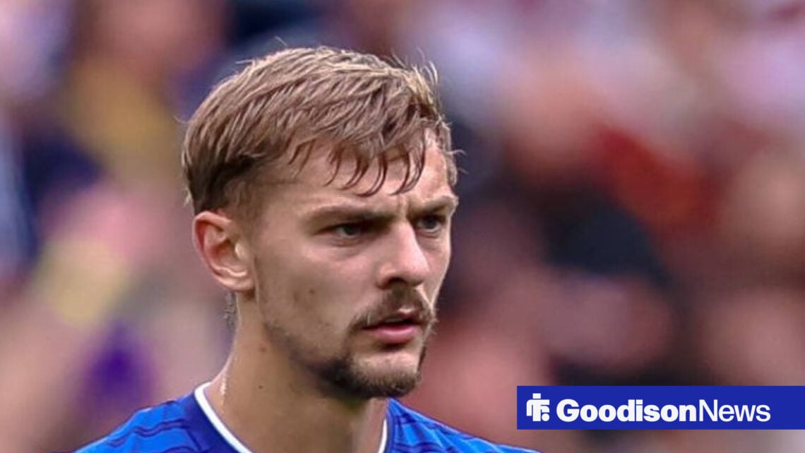 Kiernan Dewsbury-Hall playing for Everton