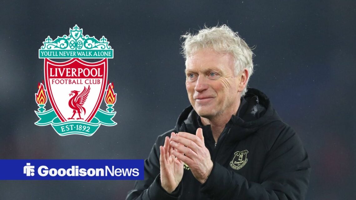 Everton manager David Moyes claps with Liverpool badge inset