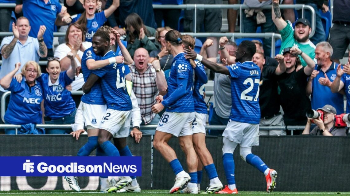 Everton players celebrate