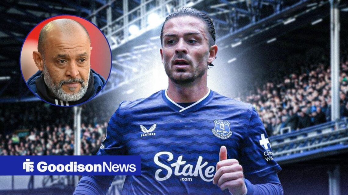 Jack Grealish jogging in Everton kit with Nuno Espirito Santo in circle