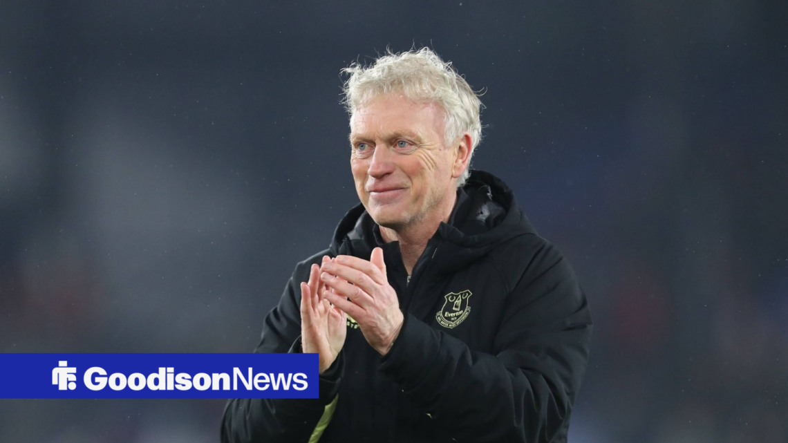 Everton manager David Moyes clapping