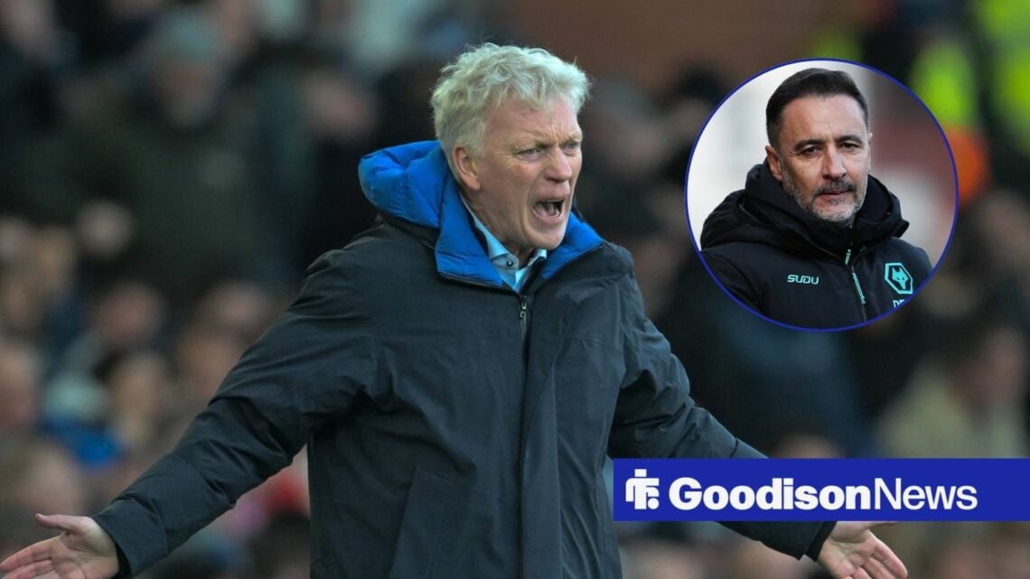 David Moyes shouts with Vitor Pereira in circle