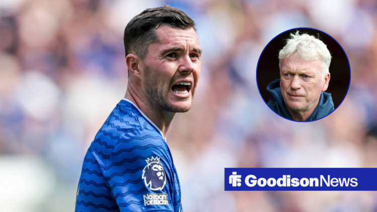 Everton star Michael Keane looking anguished, David Moyes in inset.