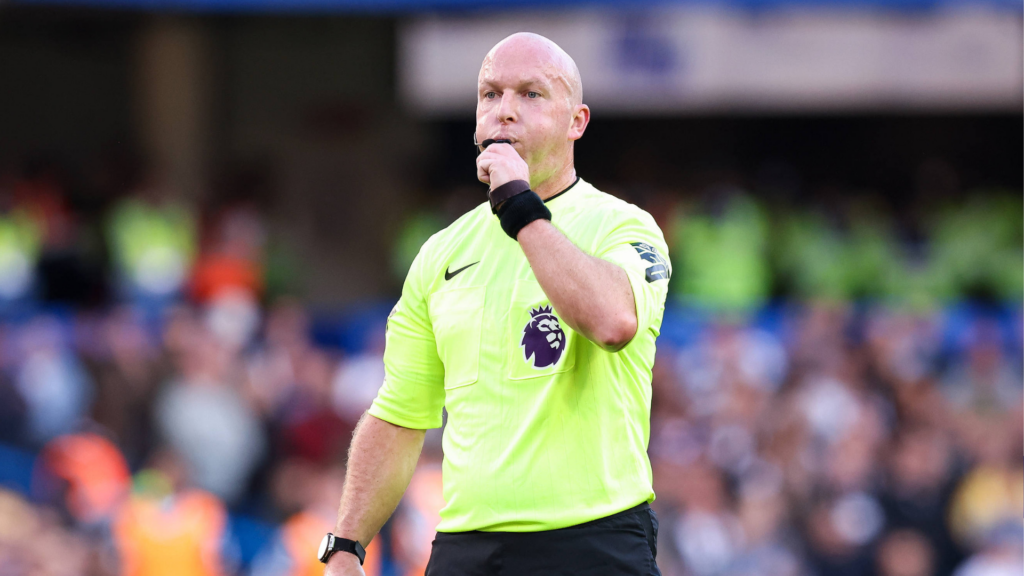 Simon Hooper has a controversial history with Everton.