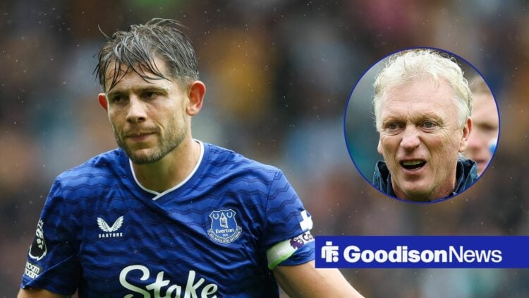 Everton defender James Tarkowski with David Moyes celebrates inset