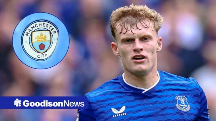 Jarrad Branthwaite playing for Everton looking towards a Manchester City badge in a circle inset