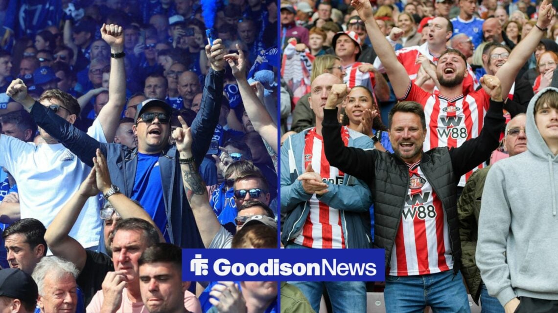 Everton fans and Sunderland fans celebrating