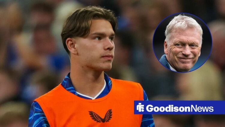 Everton forward Tyler Dibling and David Moyes in circular inset