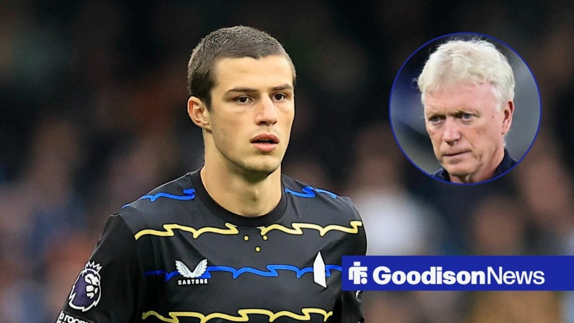 Everton midfielder Merlin Rohl and David Moyes in circular inset