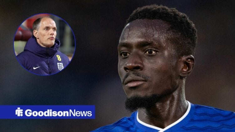 Idrissa Gueye with Thomas Tuchel in frame