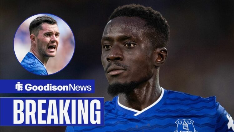 Idrissa Gana Gueye looks towards a circular frame of Michael Keane