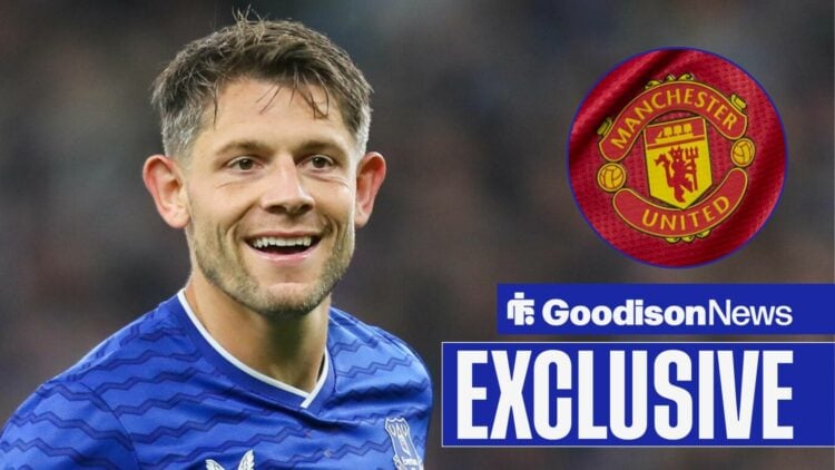 James Tarkowski at Everton with Man United badge in frame