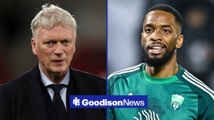 David Moyes and Ivan Toney looking on