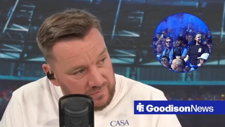 Jamie O'Hara looking at Everton fans in circular inset