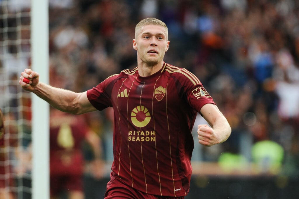 Artem Dovbyk playing for Roma