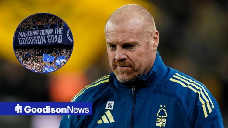 Sean Dyche next to Everton fans