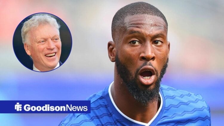 Everton striker Beto and David Moyes in circular inset