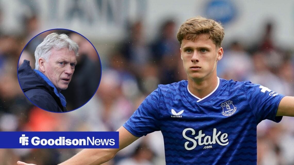 Everton loanee Harrison Armstrong looking confused, David Moyes looking angry.