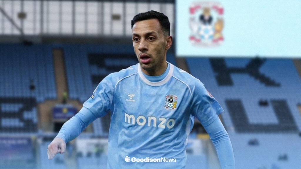 Dwight McNeil in a Coventry City shirt