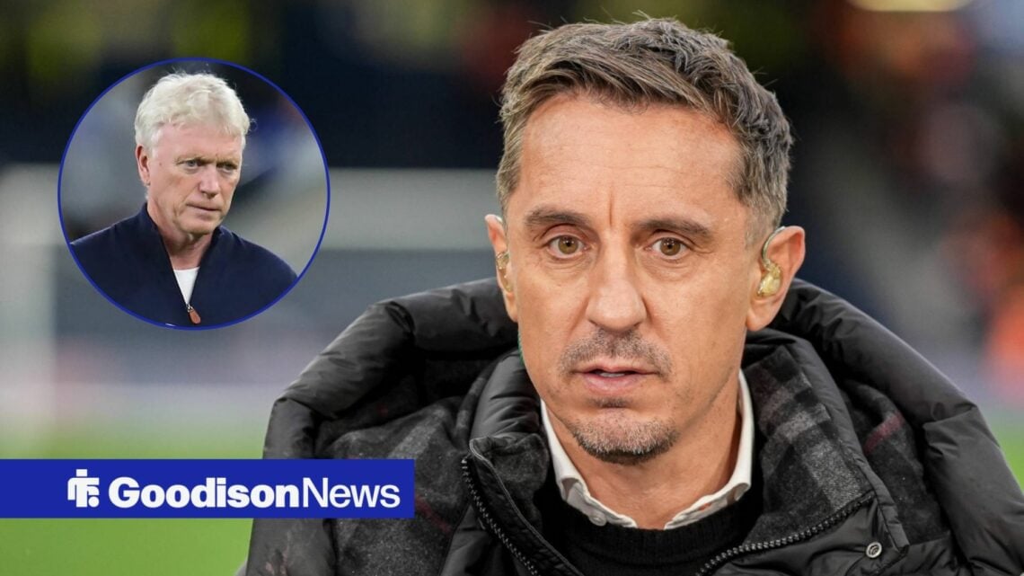 David Moyes next to Gary Neville