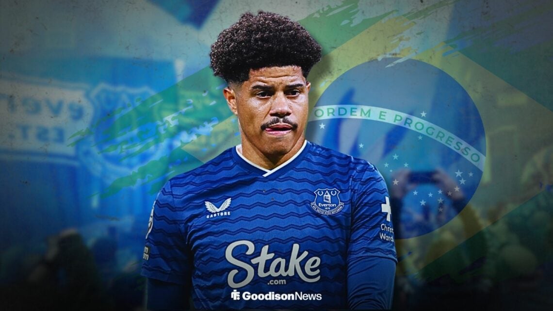 Gabriel Sara in an Everton shirt