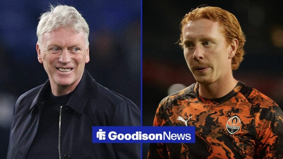 David Moyes smiling in the direction of Yukhym Konoplya.