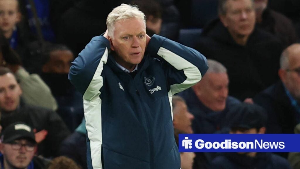 View: Moyes could ruin Everton's season if he lets new transfer go ahead