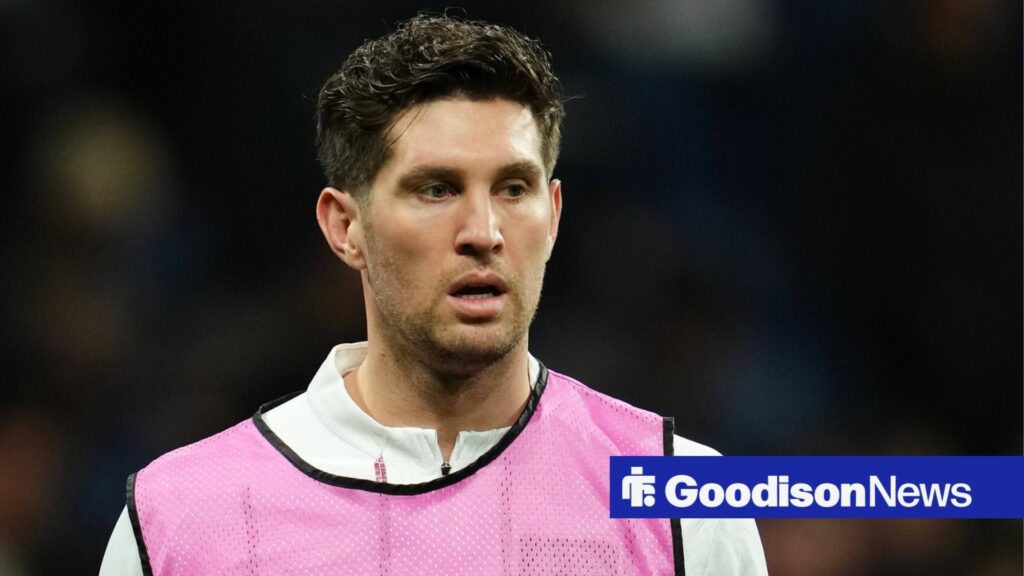 View: Everton can open door for summer return amid contract latest for 6-time PL winner