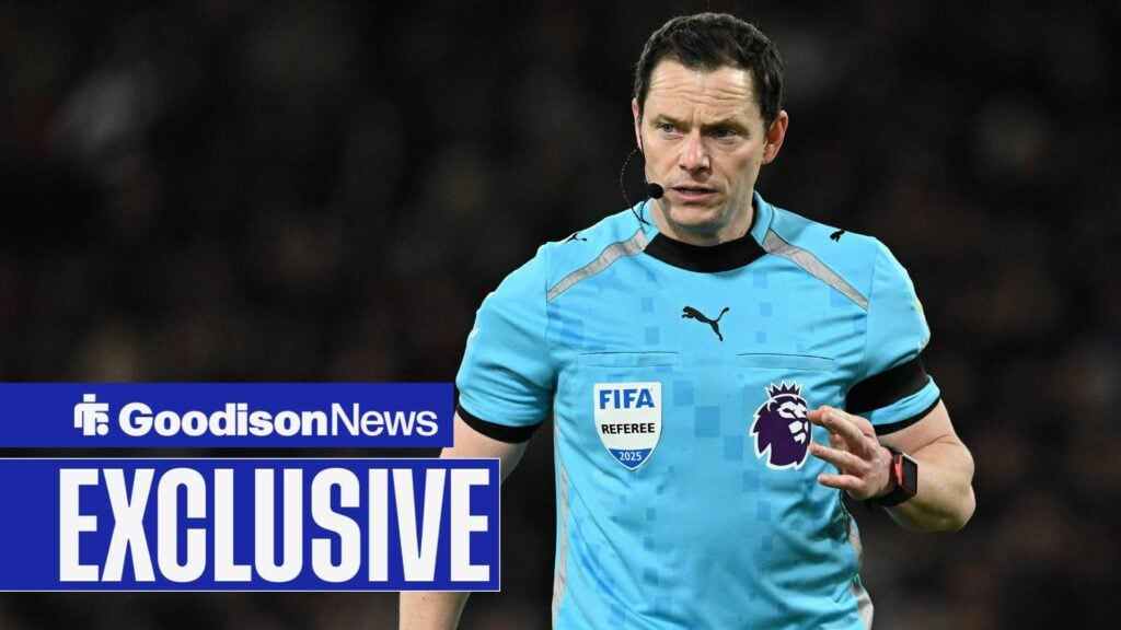 'Abject Nonsense' - Ex-FIFA ref fumes at PGMOL after what he saw in Everton vs Man United