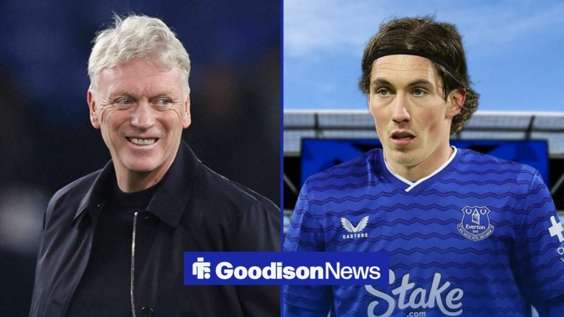 Everton boss David Moyes smiling, Harry Wilson in a Blues kit.