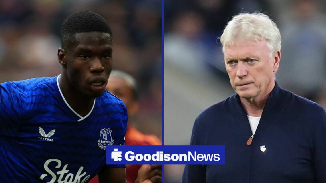 Everton star Thierno Barry and David Moyes looking angry.