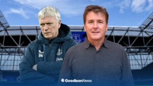 David Moyes looking upset alongside Dan Friedkin