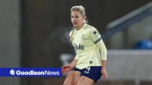 Issy Hobson in action for Everton Women.